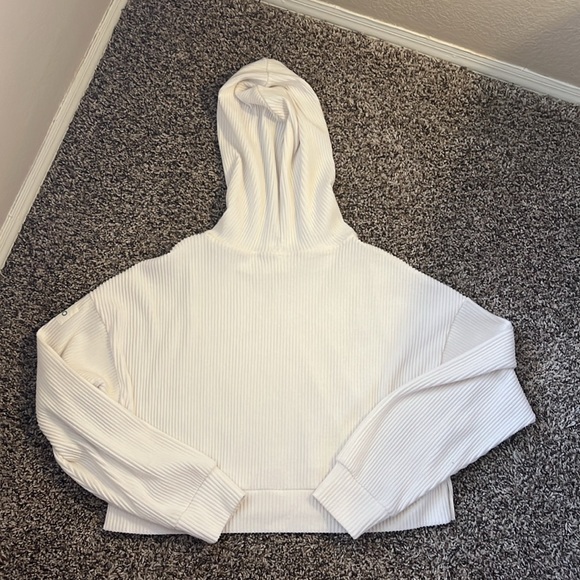 ALO Yoga Cream Ribbed Hoodie - Picture 4 of 4